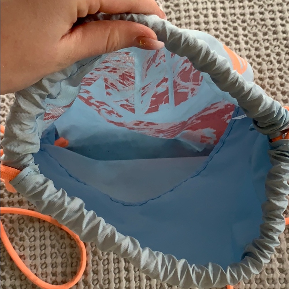 Nike Drawstring Bag - Picture 5 of 6